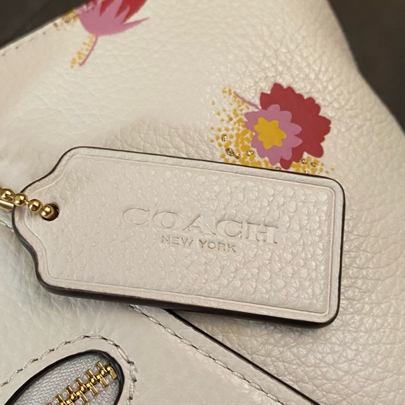 COACH 3 PIECE BUNDLE!! NWT!! OMG! - Picture 7 of 16